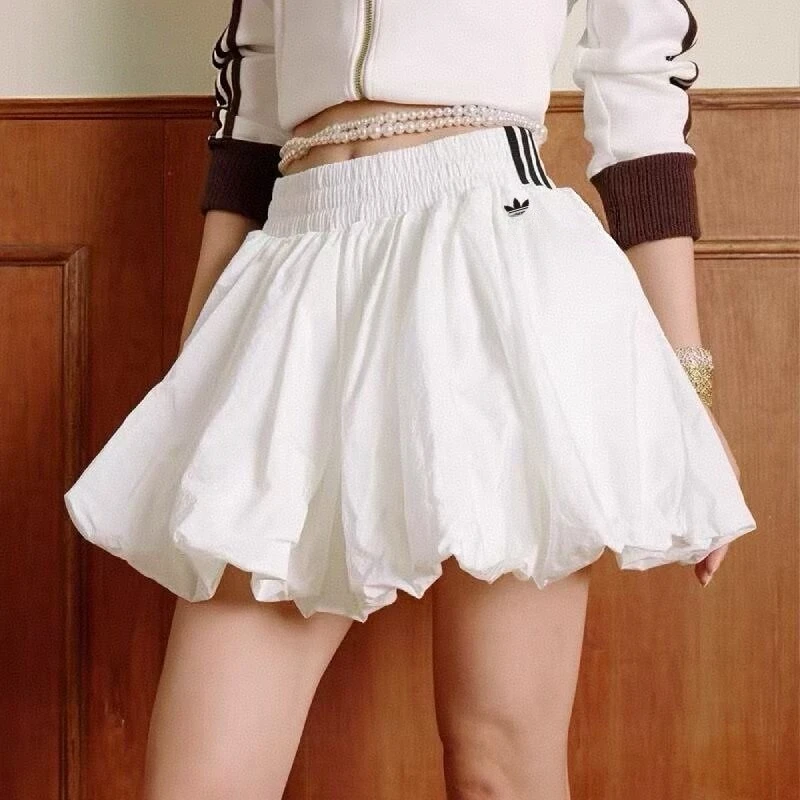 【商场撤柜】Jennie同款花苞裙 刺绣logo运动半身裙安全裤锦纶面料