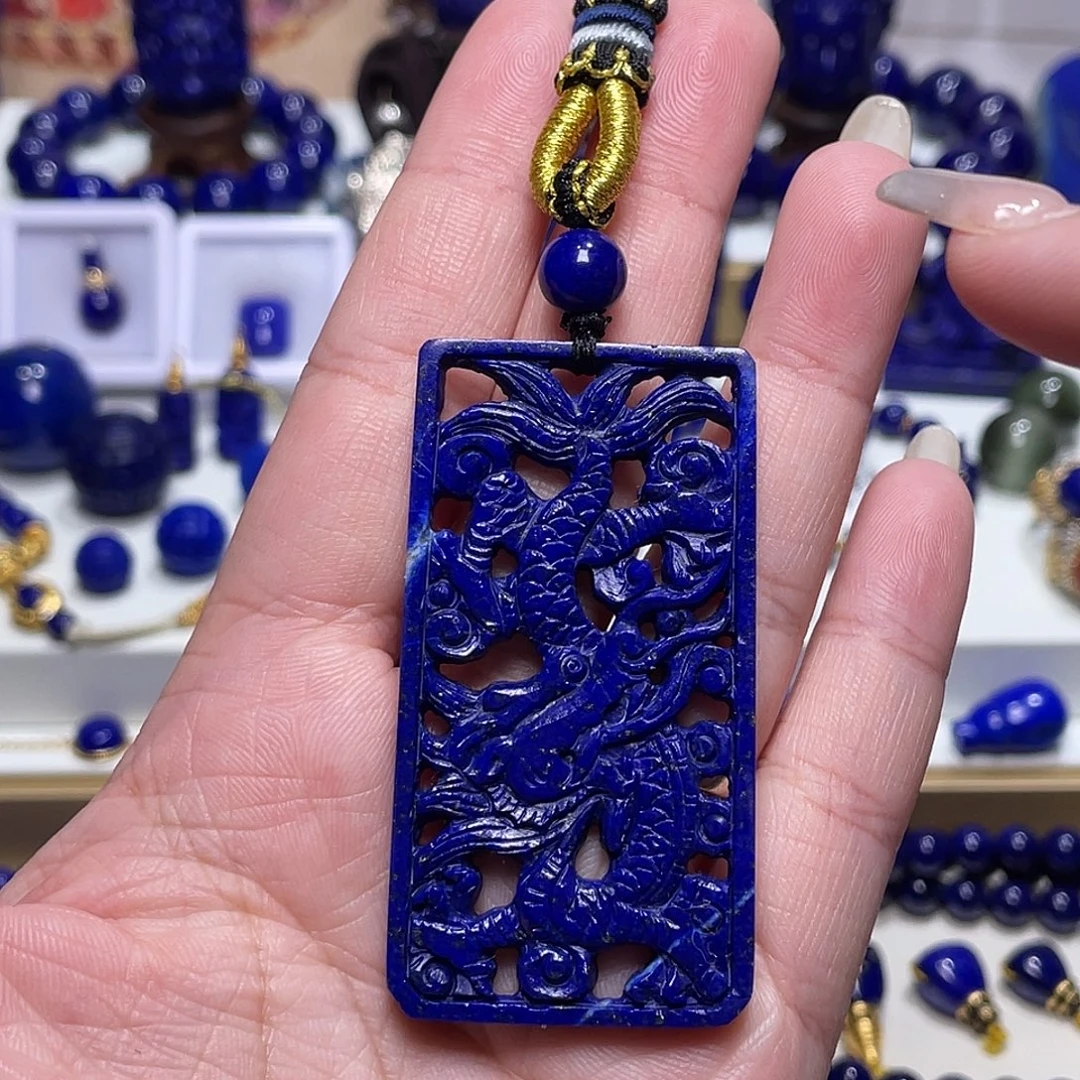 青金石未镶嵌雕刻镂空龙牌吊坠