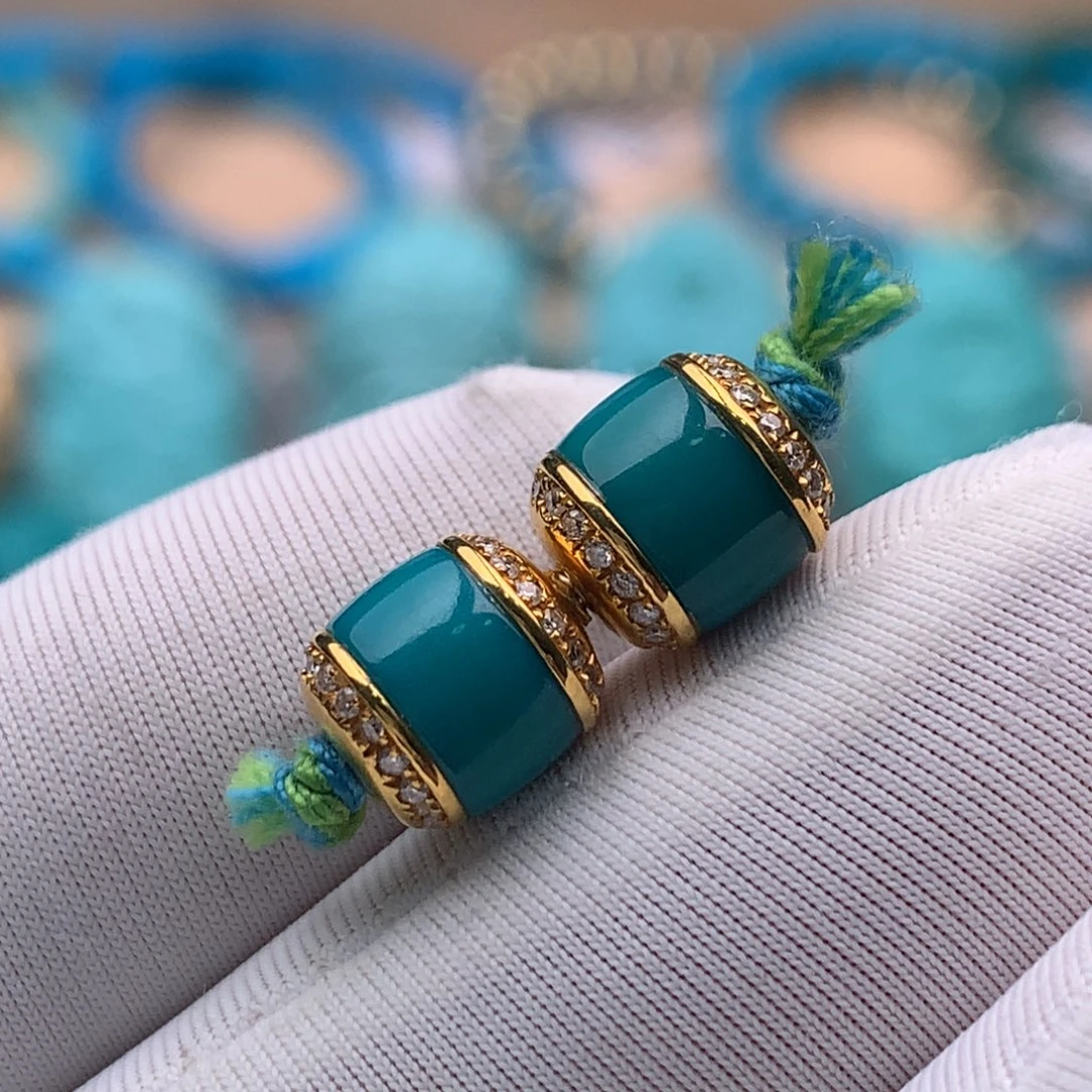 绿松石18K金镶嵌珠宝奇石