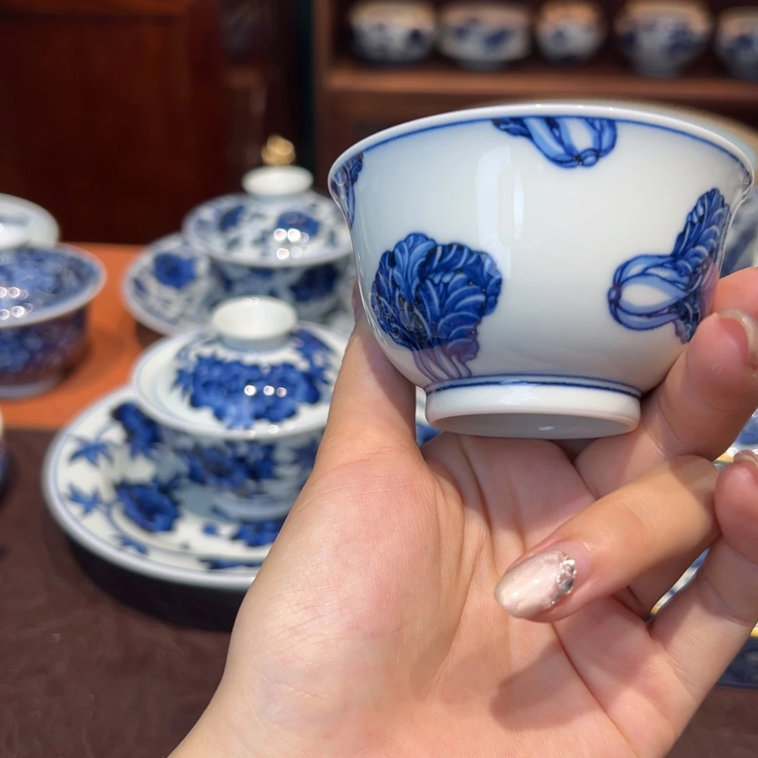 青花雯华堂手绘杯杯