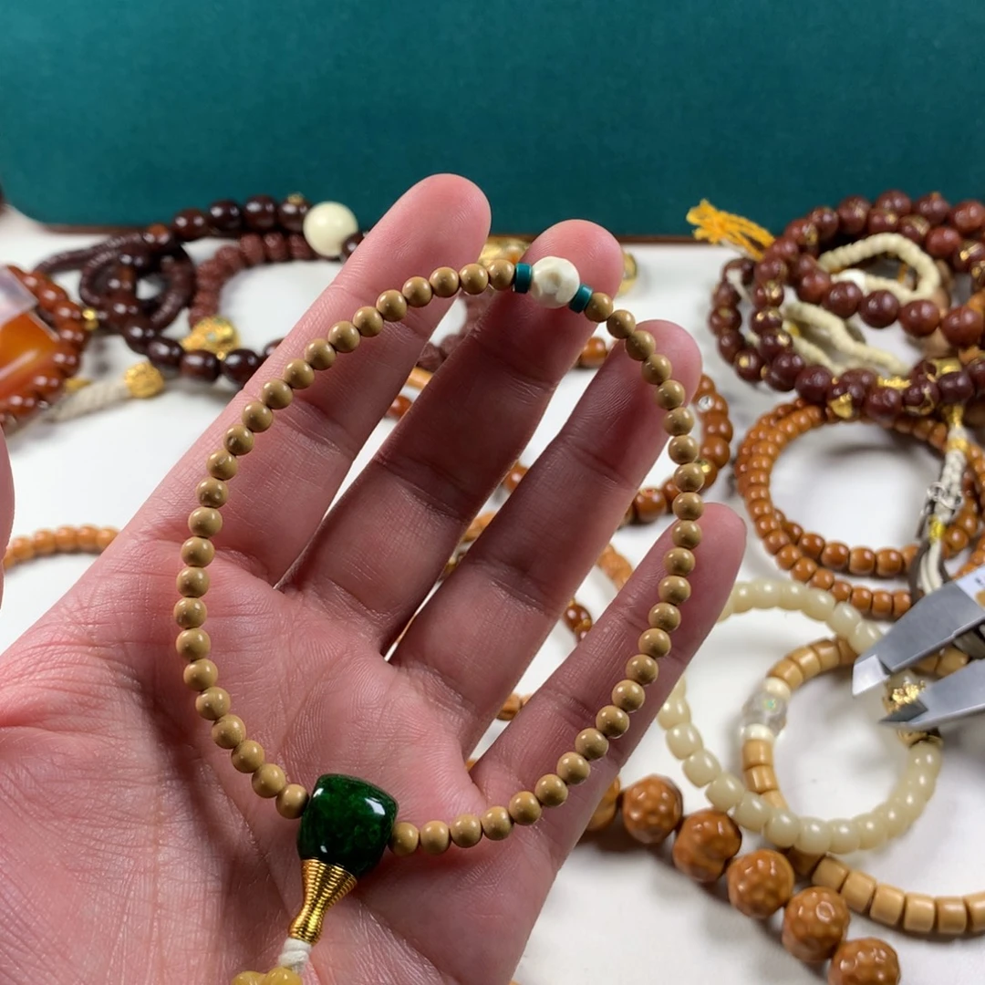 吊坠柏香籽/百香籽。。。。。。。。。。