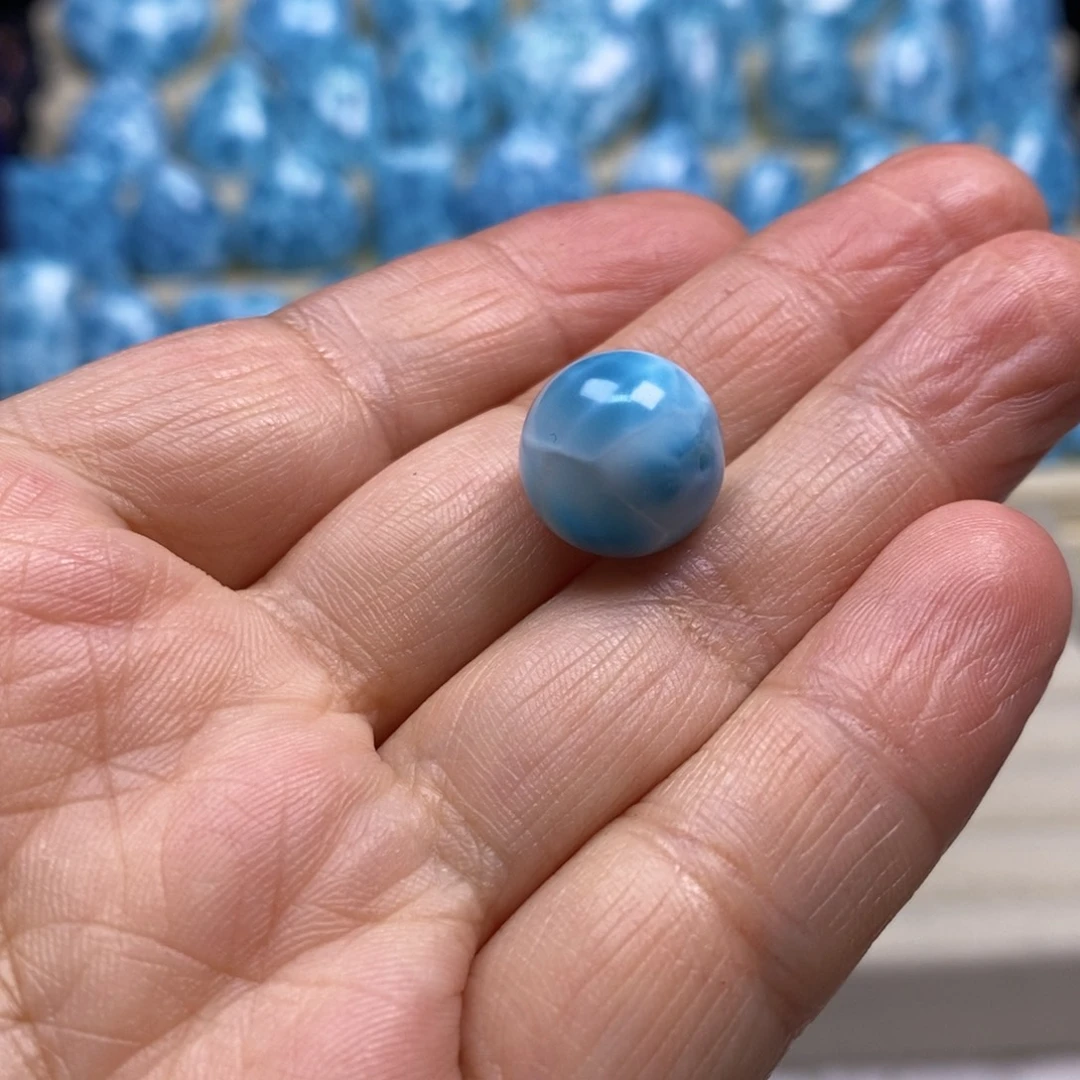 针钠钙石（海纹石）未镶嵌颈饰猪*包