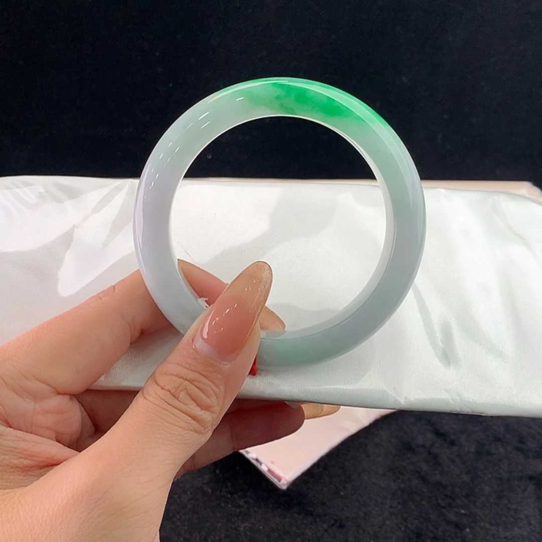 【闪购商品】未镶嵌手镯翡翠正57.7