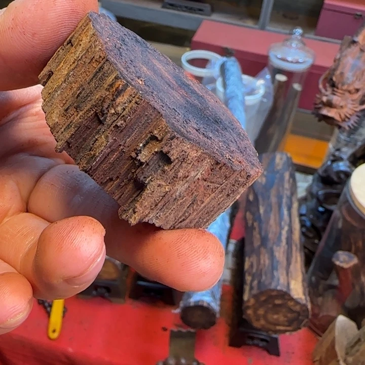 W***7木定制不退不换雕刻牌