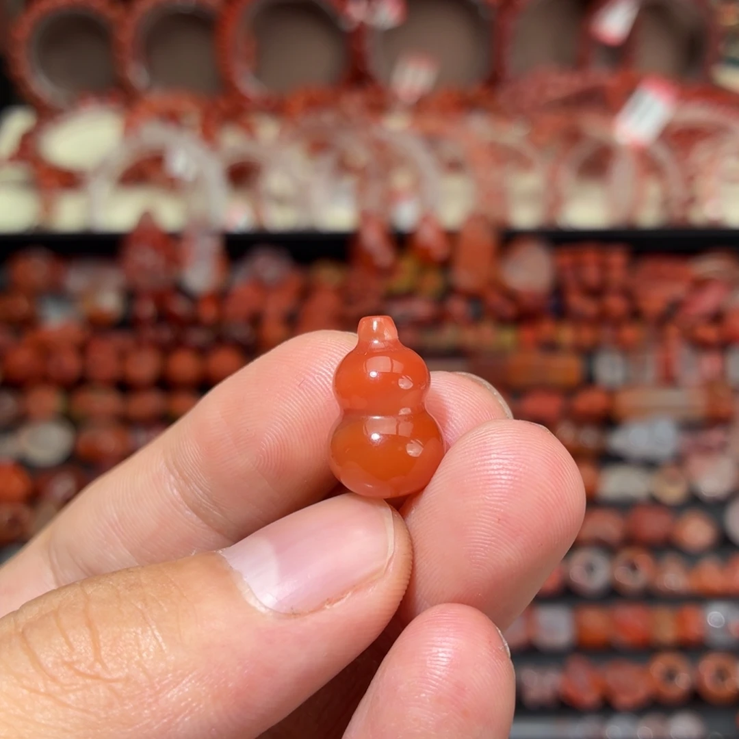 南红玛瑙未镶嵌颈饰胖葫芦1
