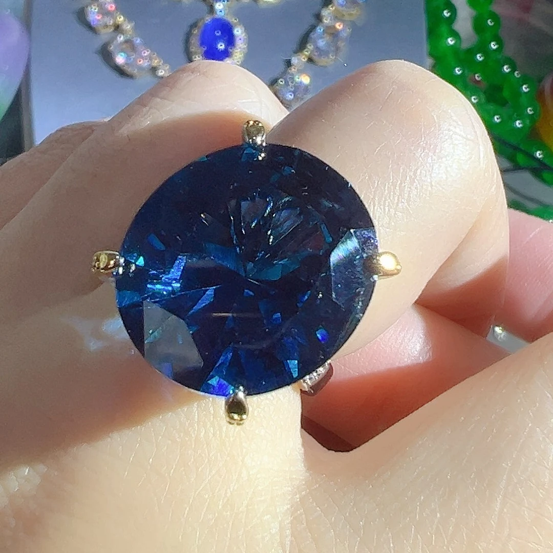 花岗石钨合金红色蓝色大宝贝