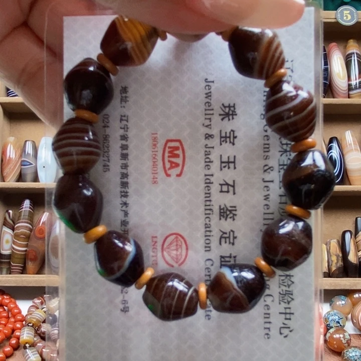 颜***颜玛瑙/玉髓颈饰未镶嵌