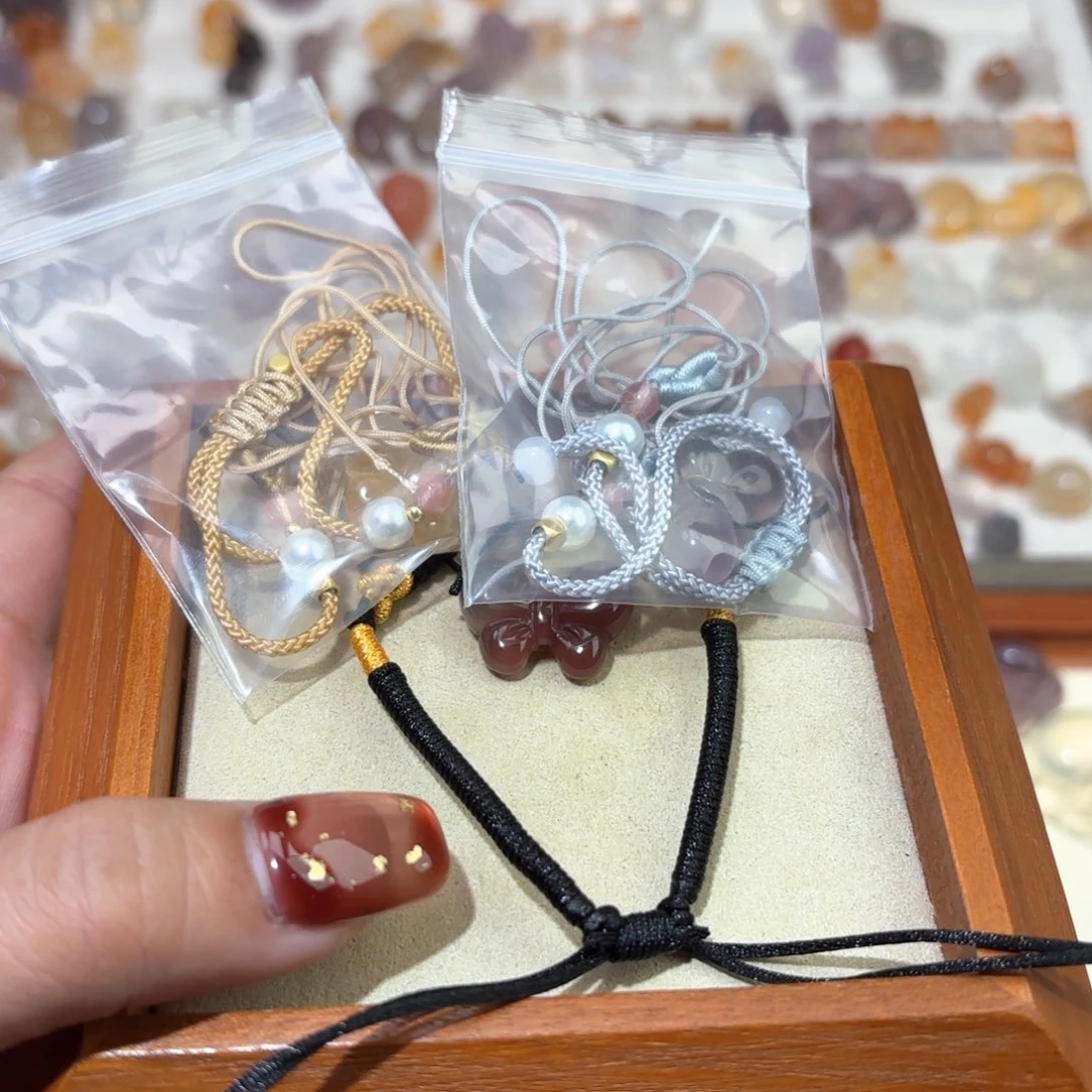 玛瑙/玉髓颈饰未镶嵌沈*