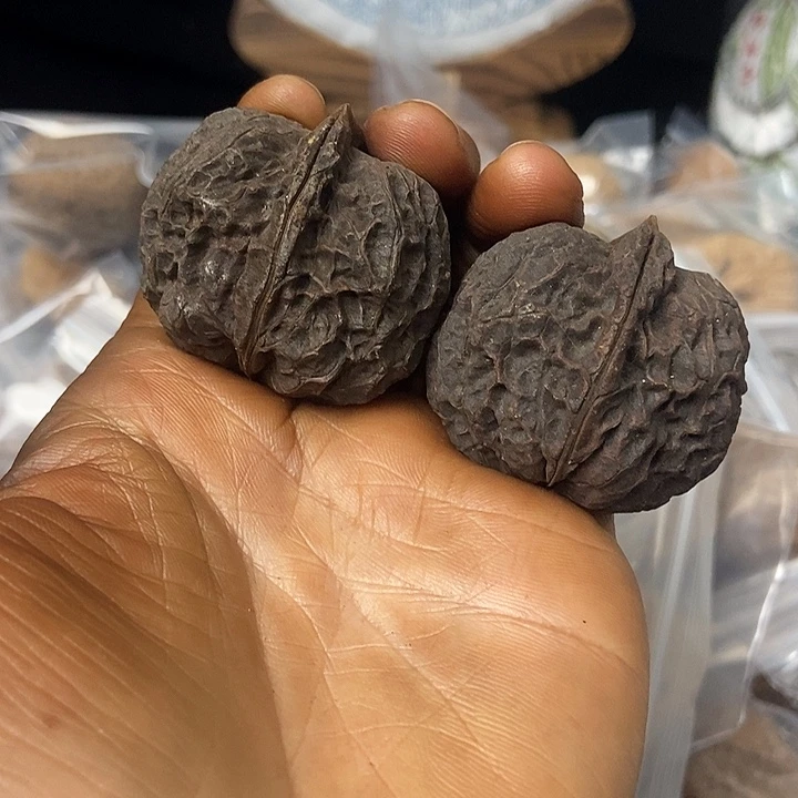 把件文玩核桃云南铁核桃基地54