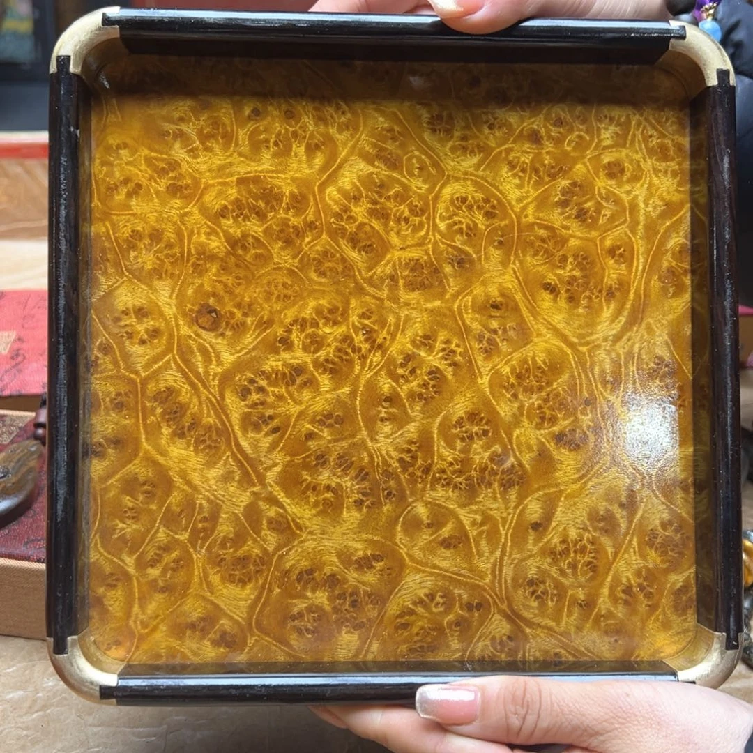 大叶紫檀（黑酸枝木类）