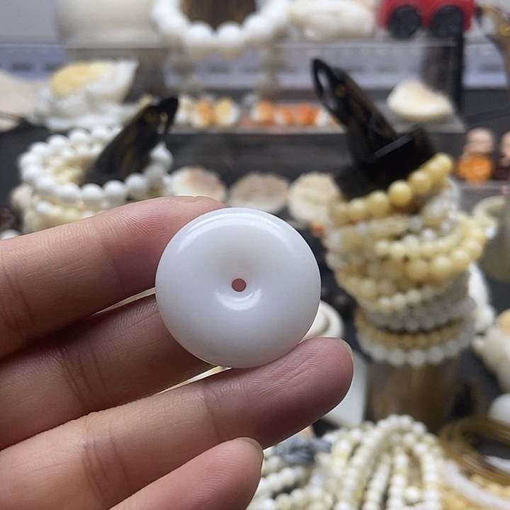非金属贝壳贝雅轩工艺玉化平安扣