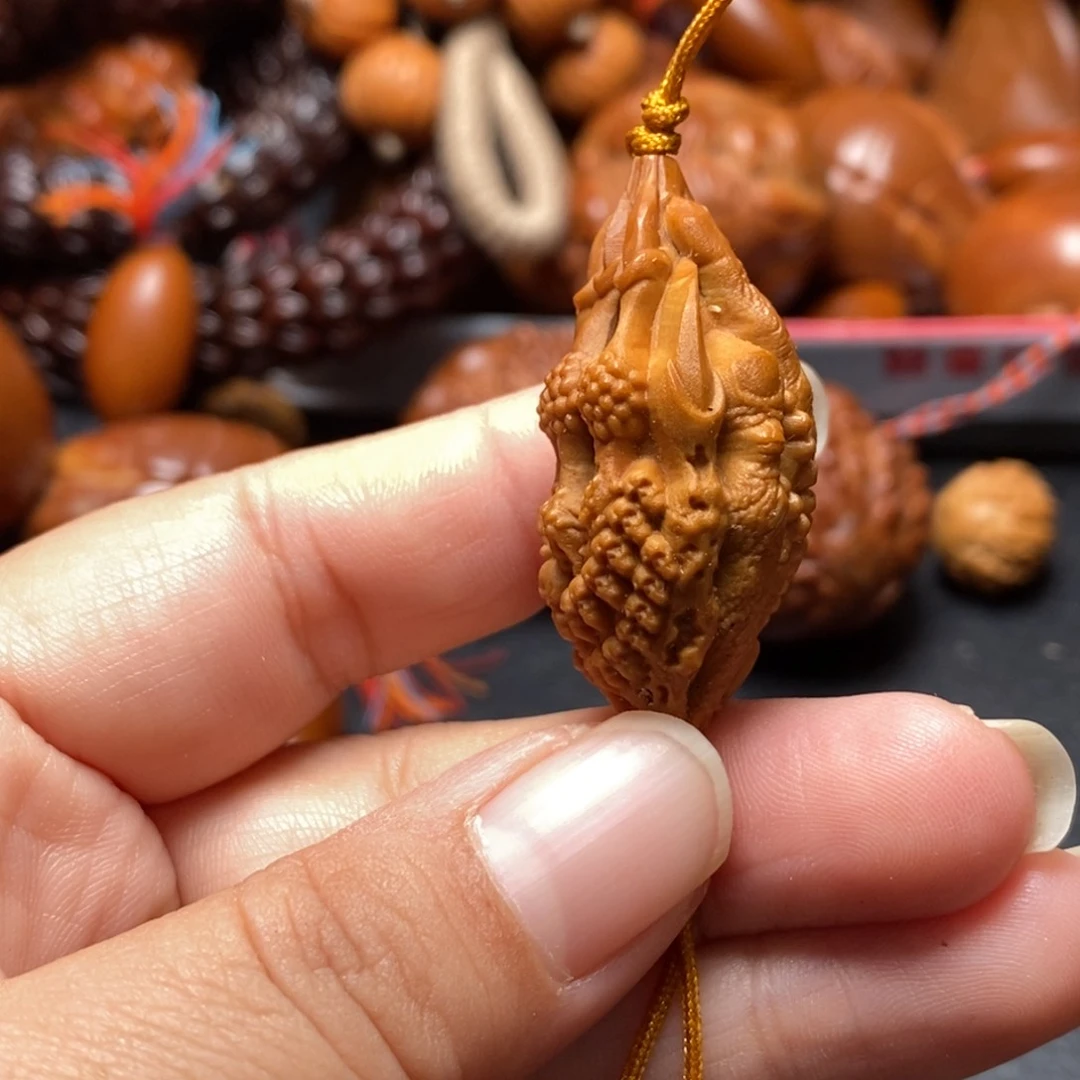 吊坠猴头核桃橄榄
