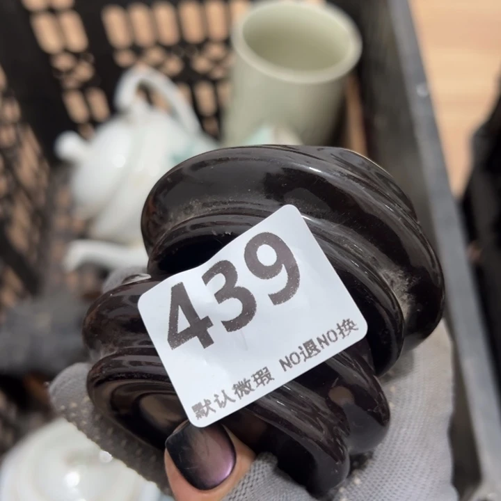 郭***h陶瓷工艺品000439