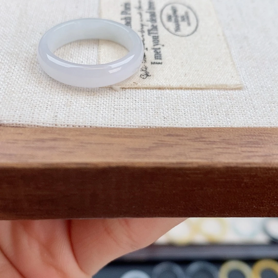 翡翠戒指未镶嵌@****?5号 港码16圈