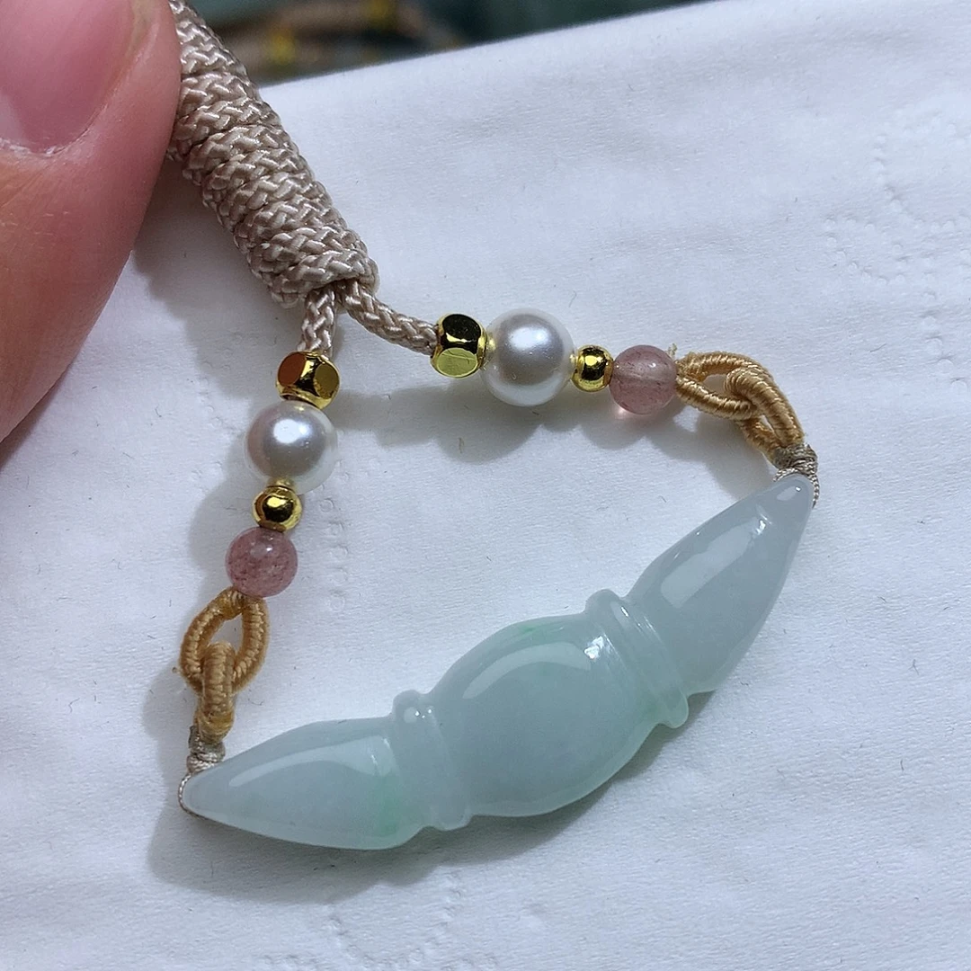 翡翠未镶嵌颈饰140