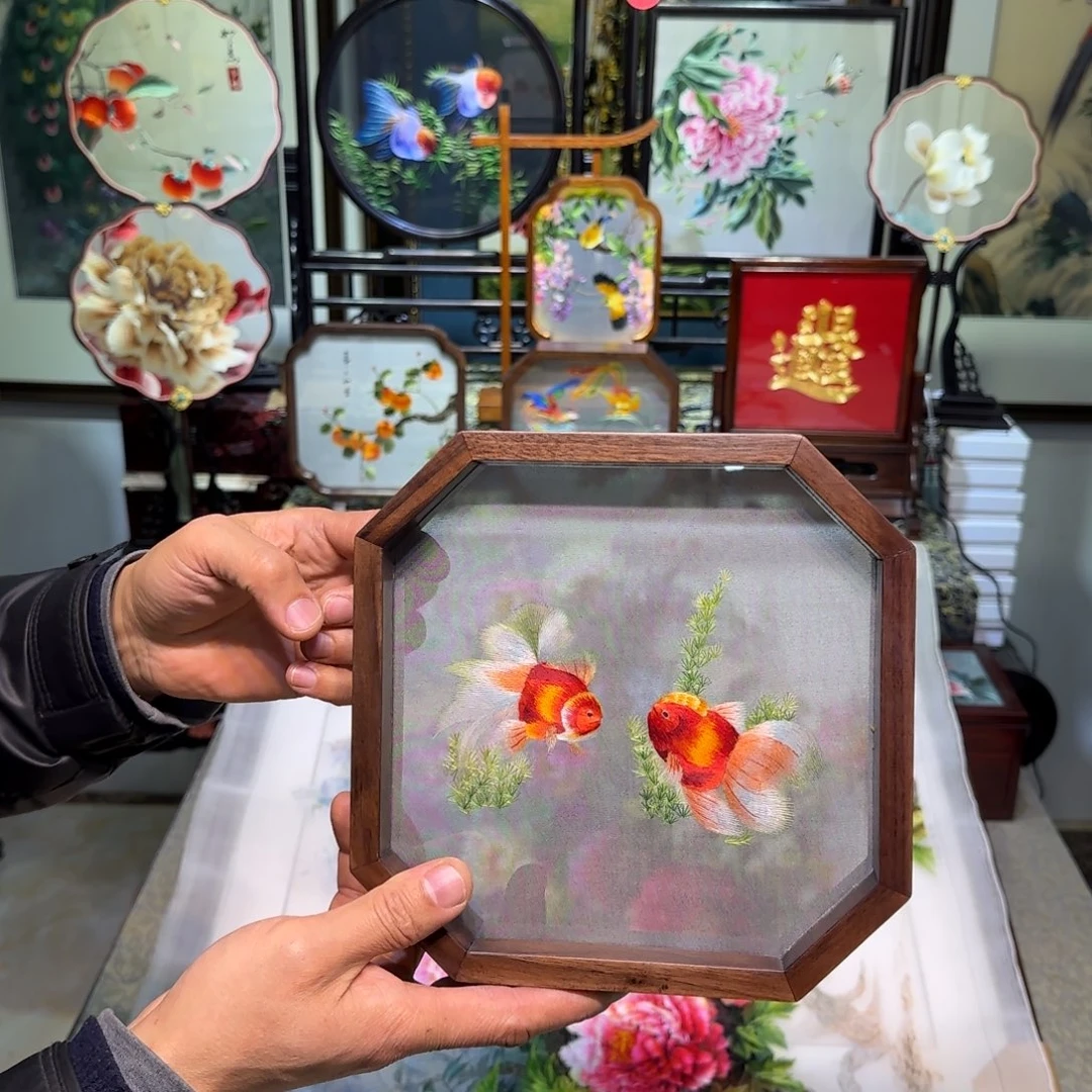 刺绣刺绣工艺精湛