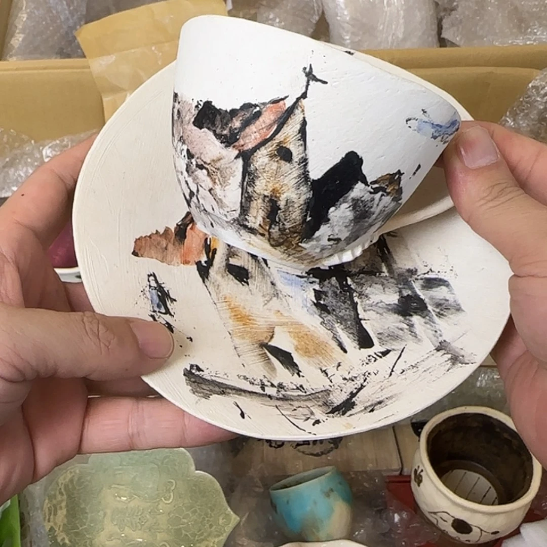 茶盏哈喽哈哈好的哈嘿嘿好