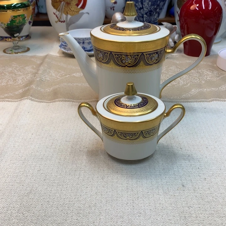 紫砂金瓷阁精品瓷器店