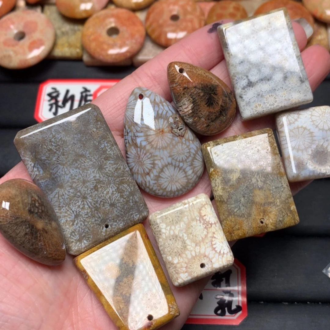 【闪购商品】硅化玉颈饰未镶嵌L***理