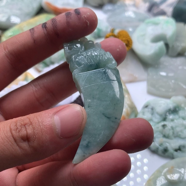 颈饰未镶嵌翡翠保真天然a货翡翠