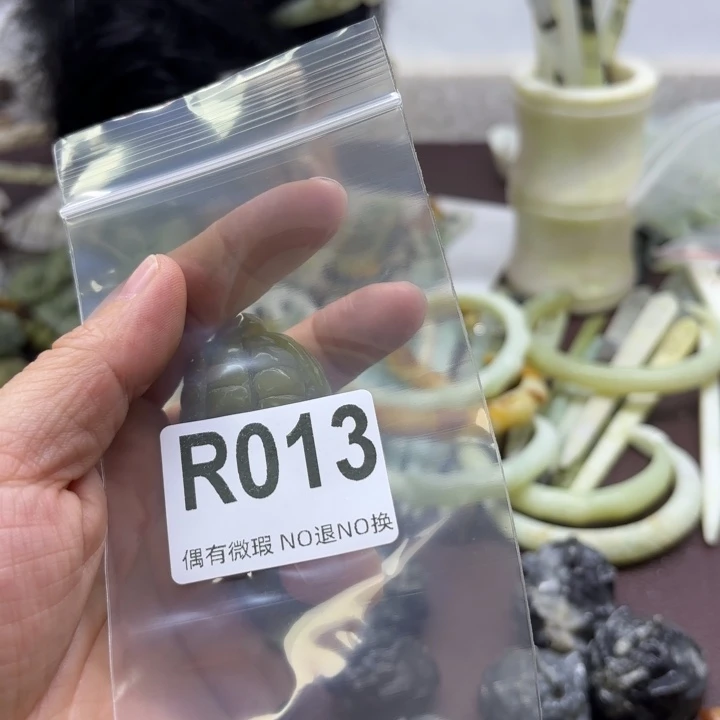 蛇纹石玉发饰合金咿*咿