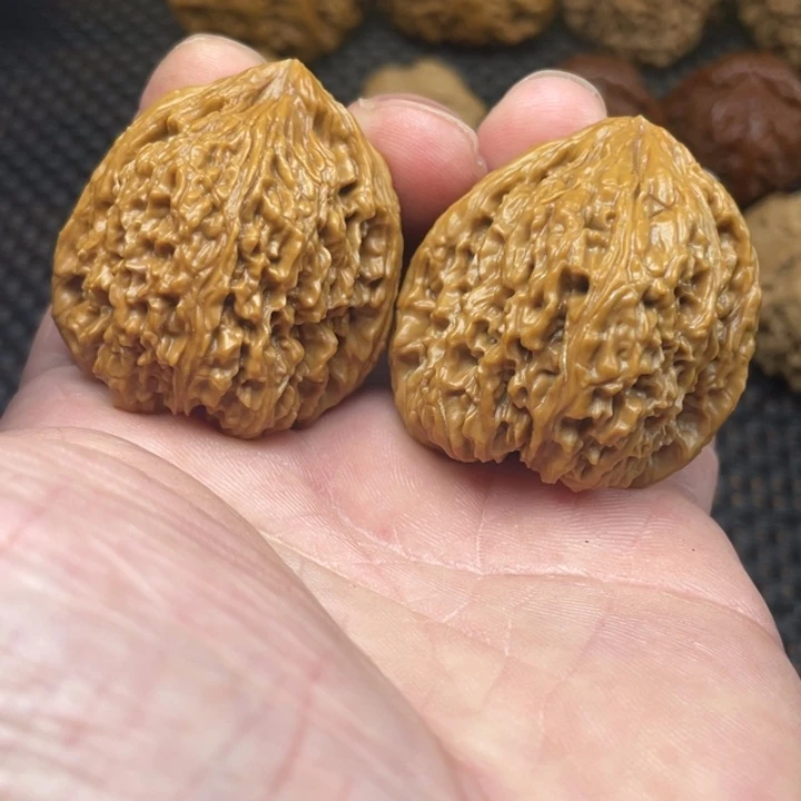 把件文玩核桃37+全品南疆石 小天残色差对