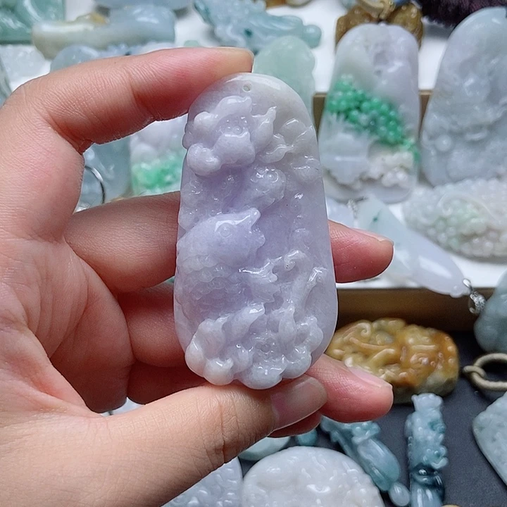 翡翠未镶嵌颈饰翡翠