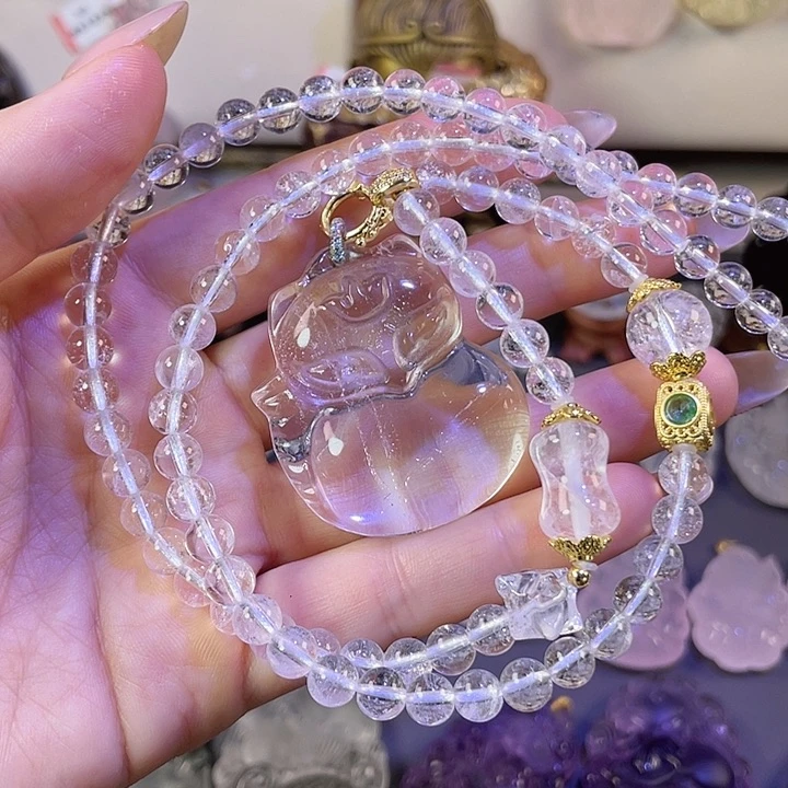 水晶白水晶女王狐未镶嵌