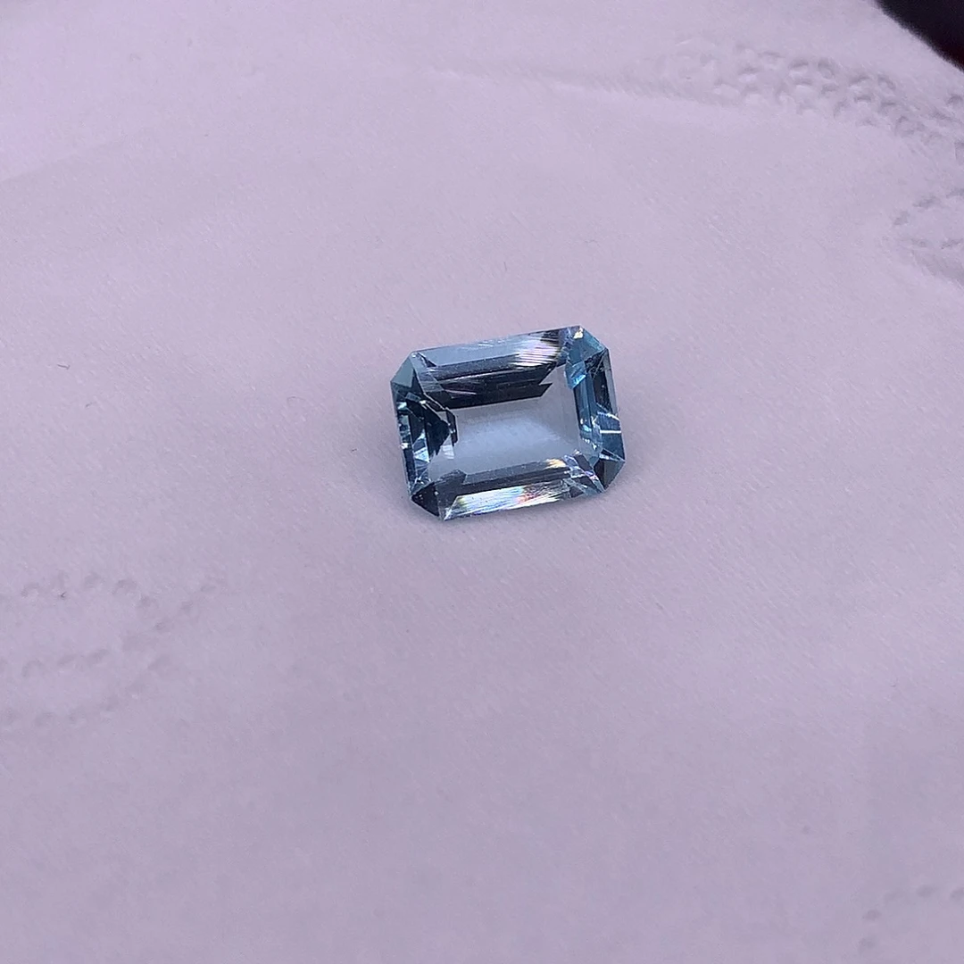 海蓝宝石裸石998756665889