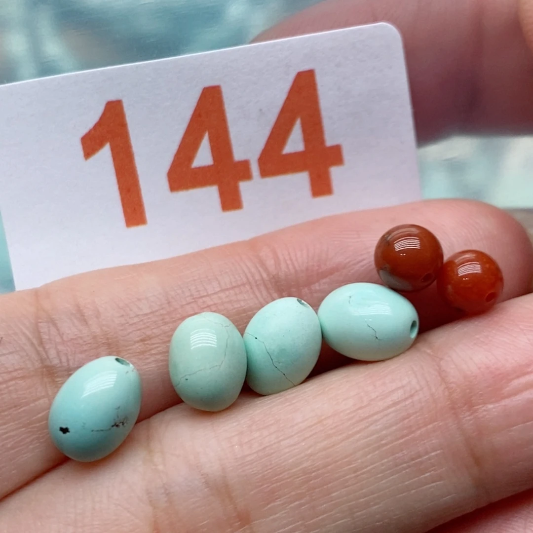 南红玛瑙未镶嵌珠宝奇石