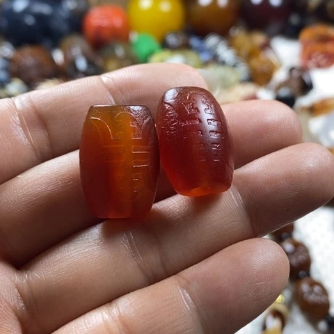玛瑙/玉髓未镶嵌挂件