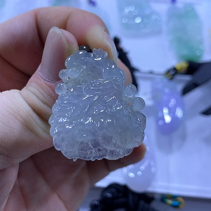 翡翠未镶嵌颈饰天然翡翠A货吊坠