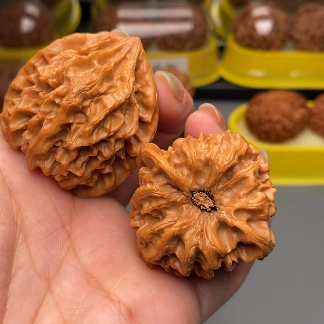 木质类文玩核桃龙门涧