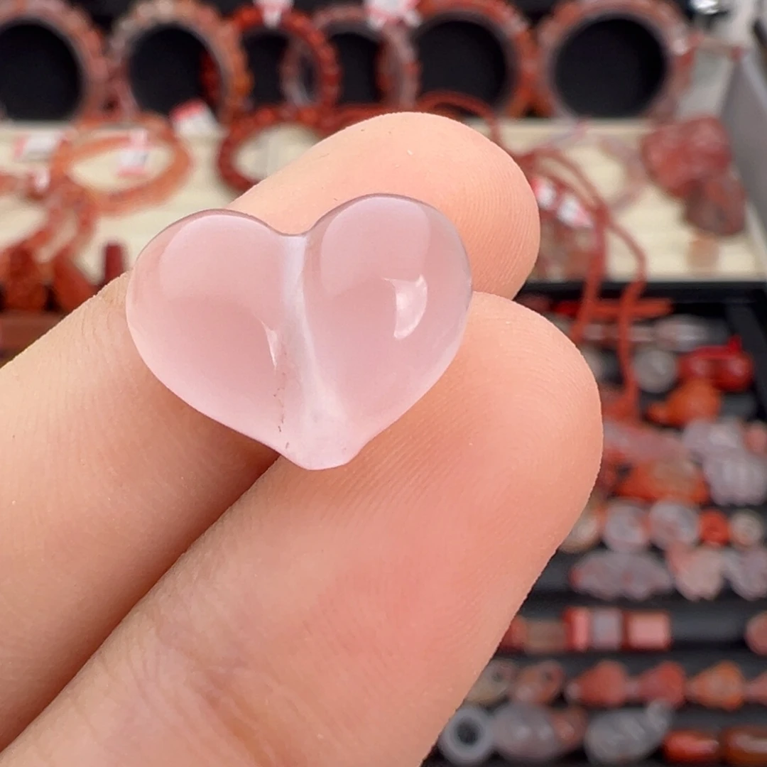 南红玛瑙未镶嵌颈饰屁桃