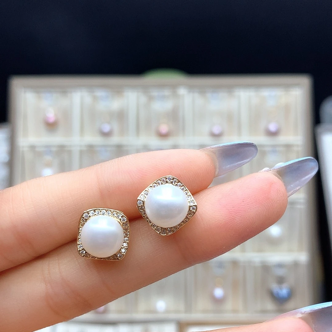 淡水珍珠合金颈饰