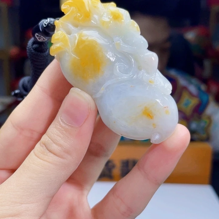 翡翠未镶嵌吊坠(不含链)X100