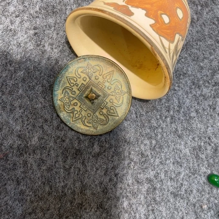 摆件山*人8888888888888888888