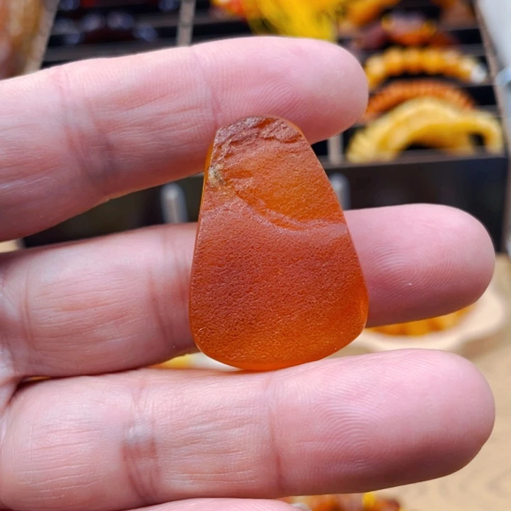 琥珀颈饰未镶嵌吊坠