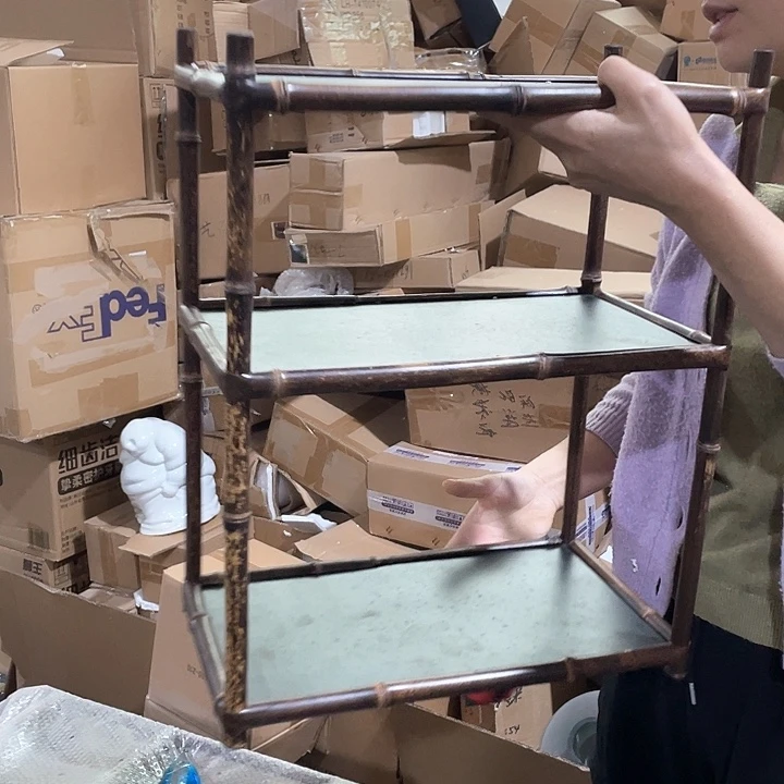 陶瓷花瓶，仿真绿植。