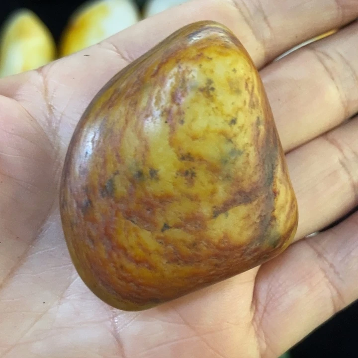 用***9和田玉（糖玉）未镶嵌挂件