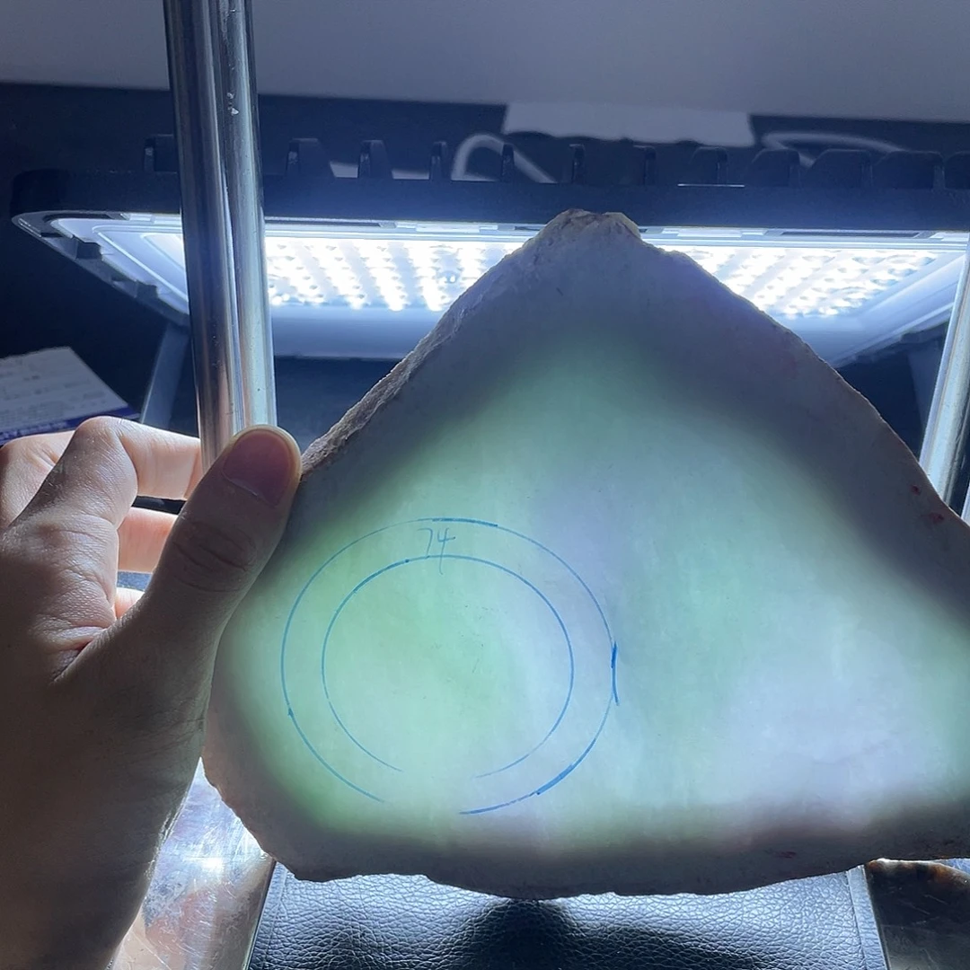 定制翡翠未镶嵌翡翠