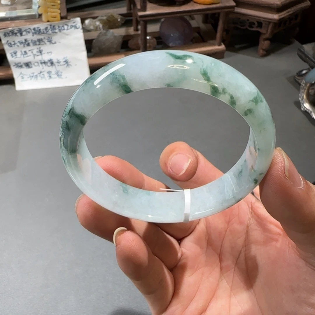 翡翠手镯未镶嵌57.7圈口