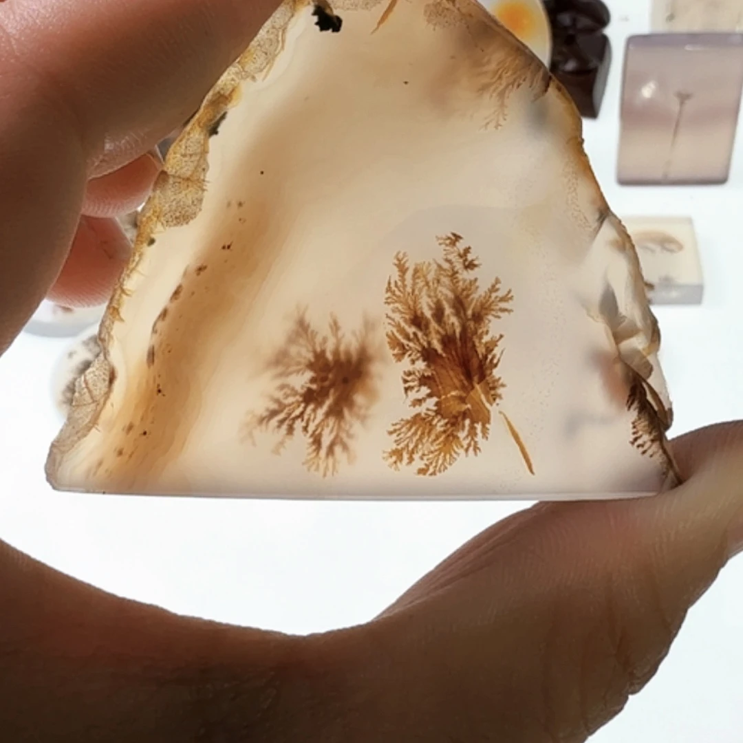 玛瑙/玉髓未镶嵌珠宝半成品