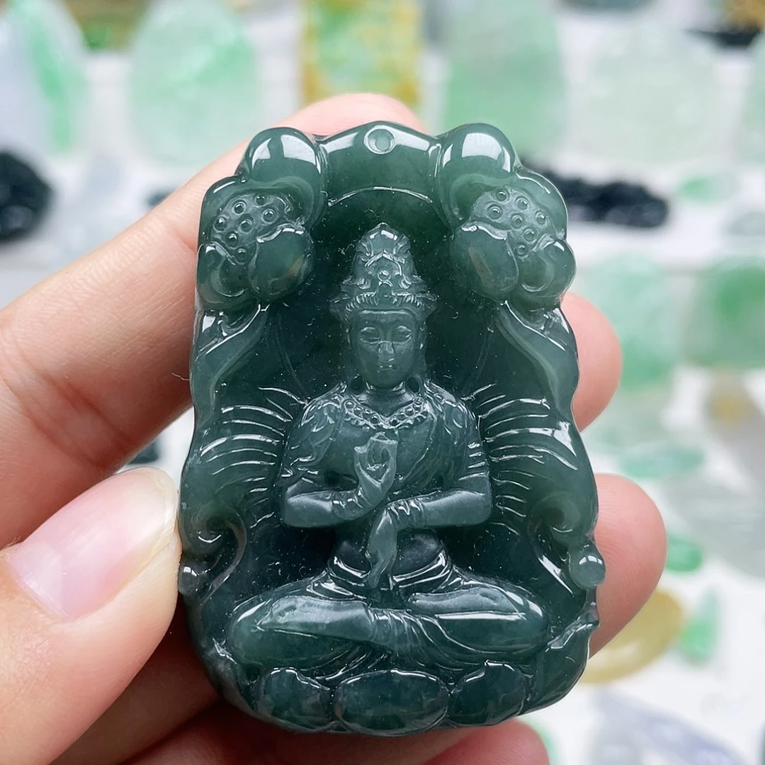 翡翠颈饰未镶嵌观音