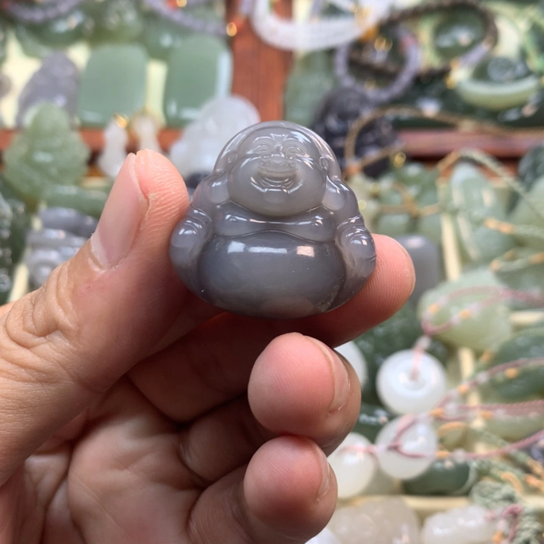 【闪购商品】颈饰未镶嵌和田玉