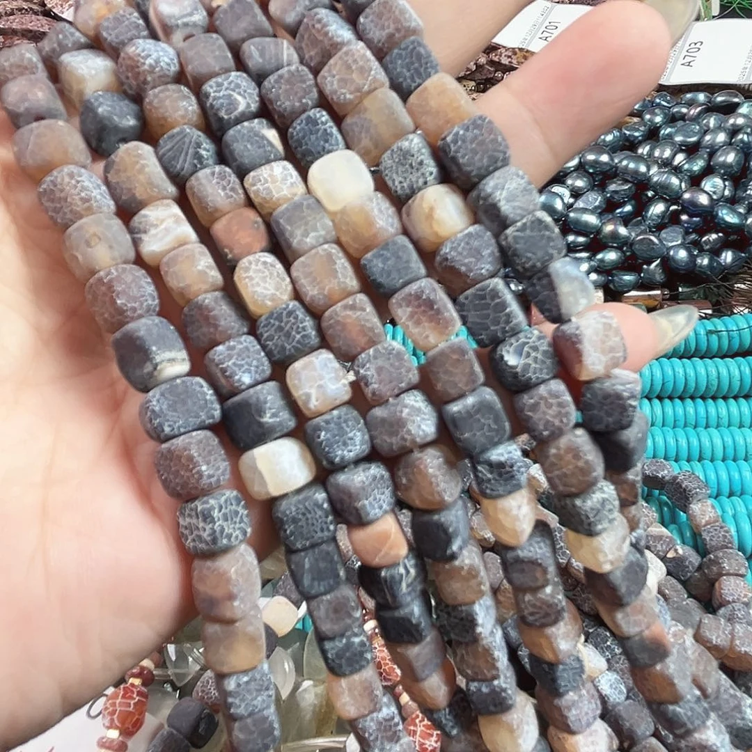 玛瑙/玉髓合金珠宝半成品A700.  药霜玛瑙一条8mm