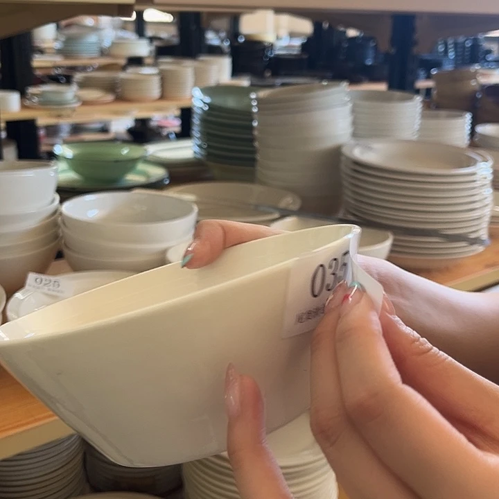 新骨瓷37微瑕6.25寸暖白直口面碗