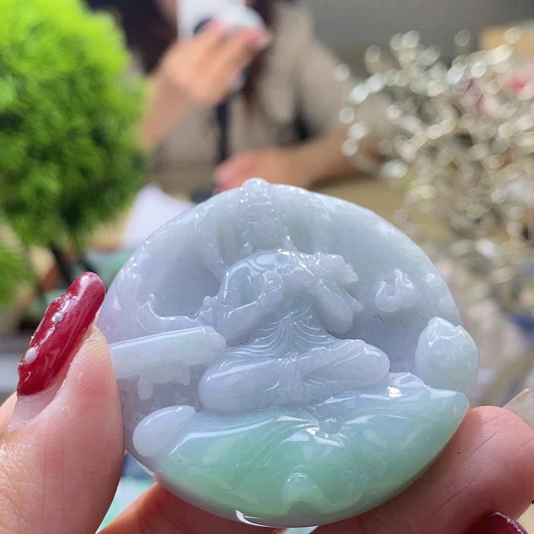 【闪购商品】翡翠颈饰未镶嵌观音