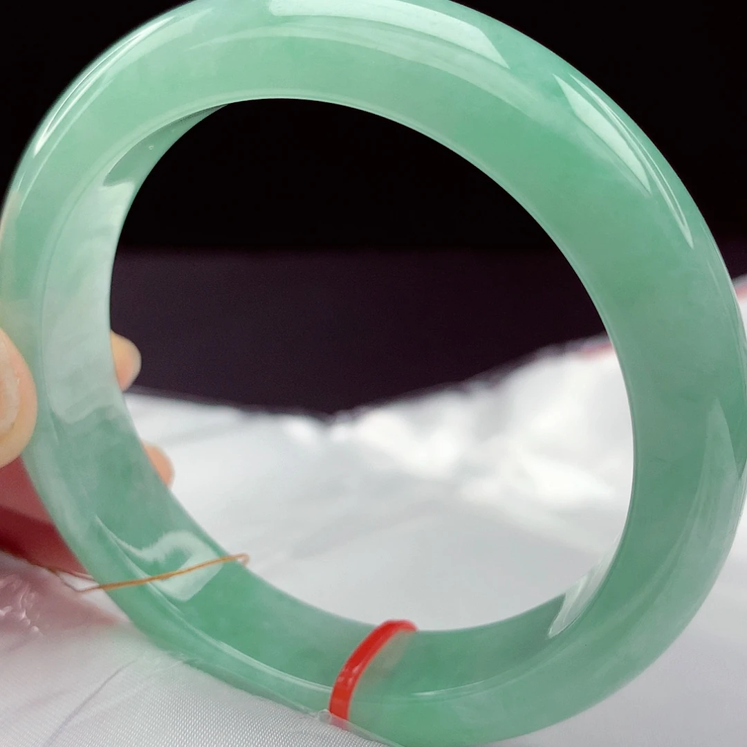 翡翠未镶嵌手镯55圈623