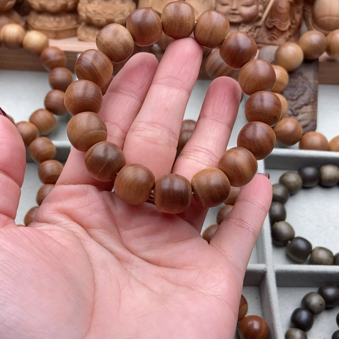 檀香木手串/手链三*子老山檀黑肉奶香手串